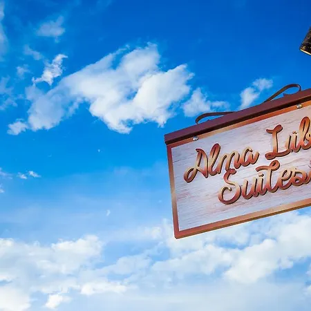 Alma Libre Apartament Fira (Santorini)