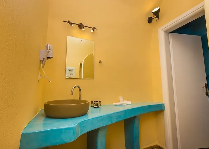 Alma Libre * Fira (Santorini)